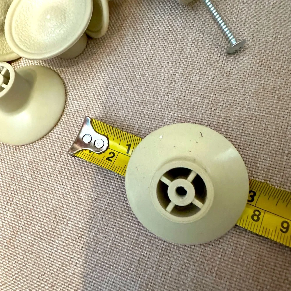 16 Stanley Ivory Color Cabinet Knobs with Screws